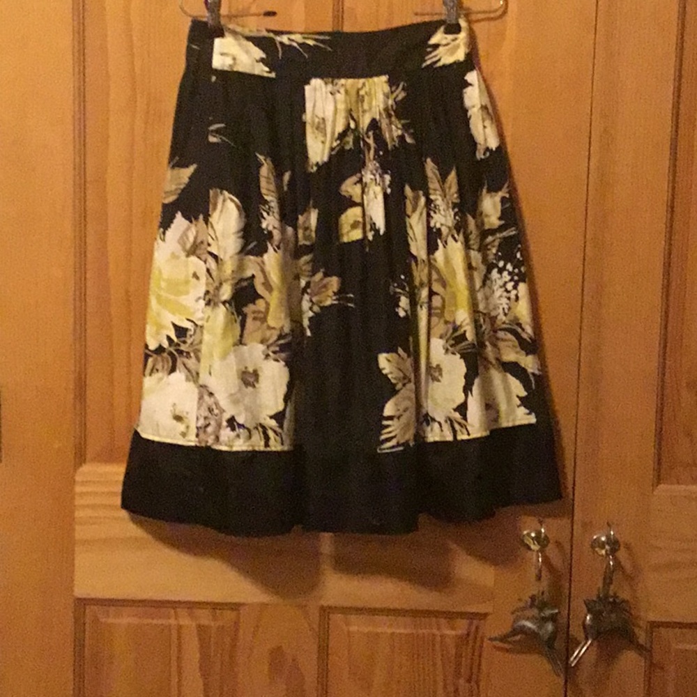 LOFT skirt